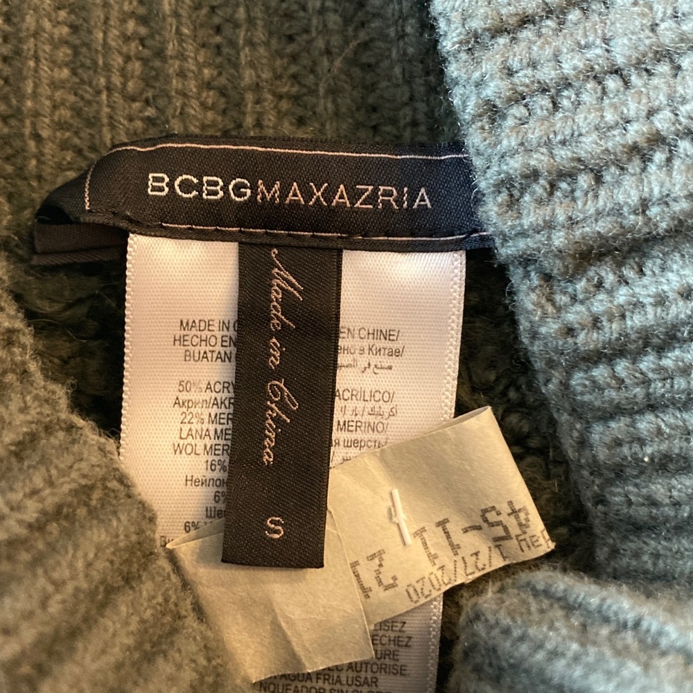 BCBGMaxAzria Green Mock Neck Sweater Batwing Women Size Small - Picture 11 of 15